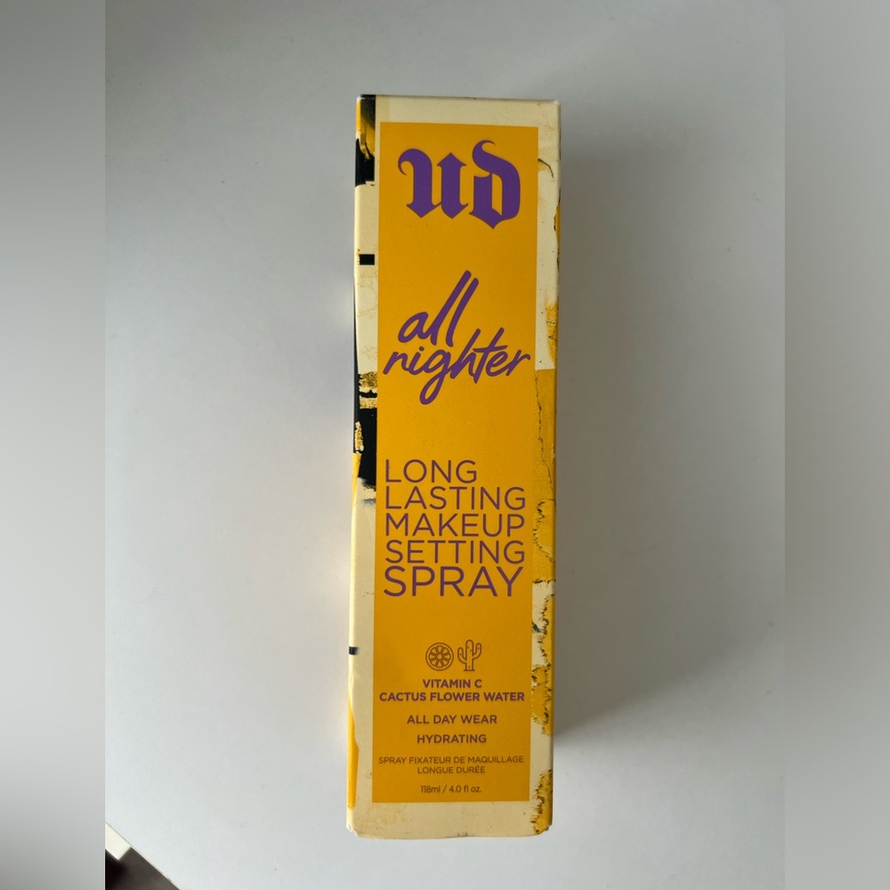 Urban Decay All Nighter Vitamin C Hydrating Setting Spray